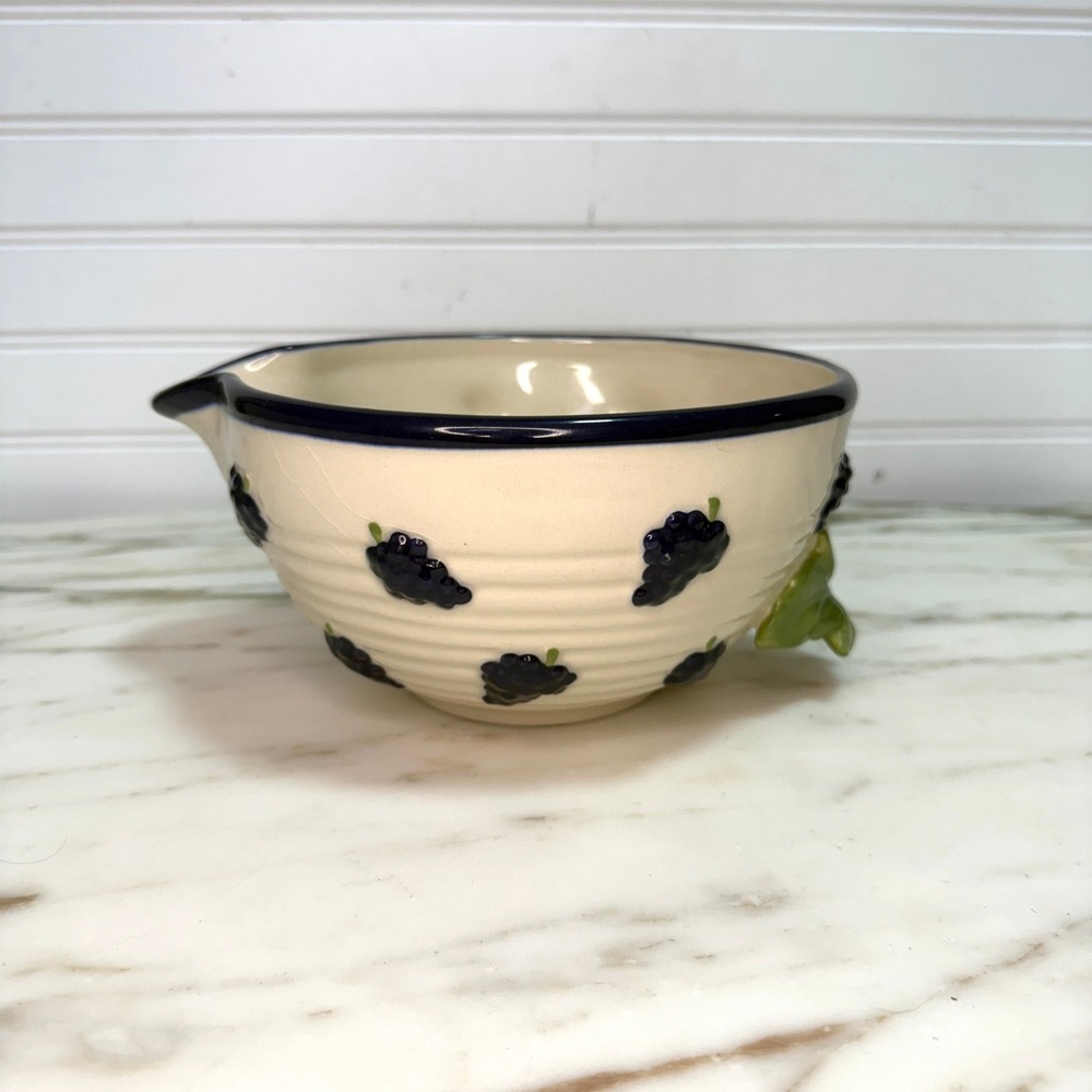 New Debco International Blackberry Mixing Bowl Batter Bowl Ceramic Pour Spout